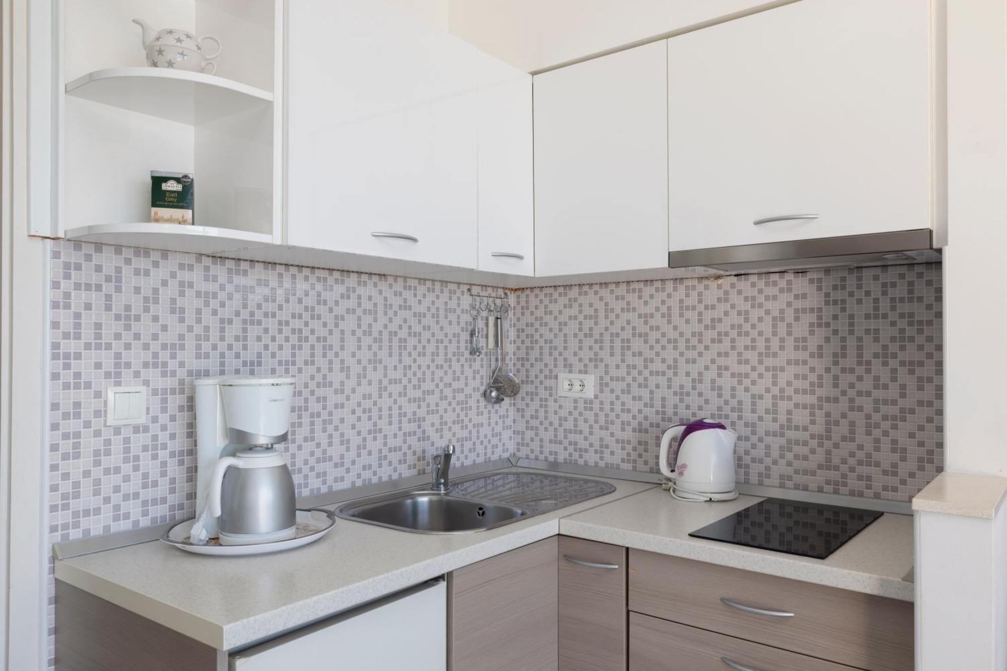 Apartmans Lale Brela Esterno foto