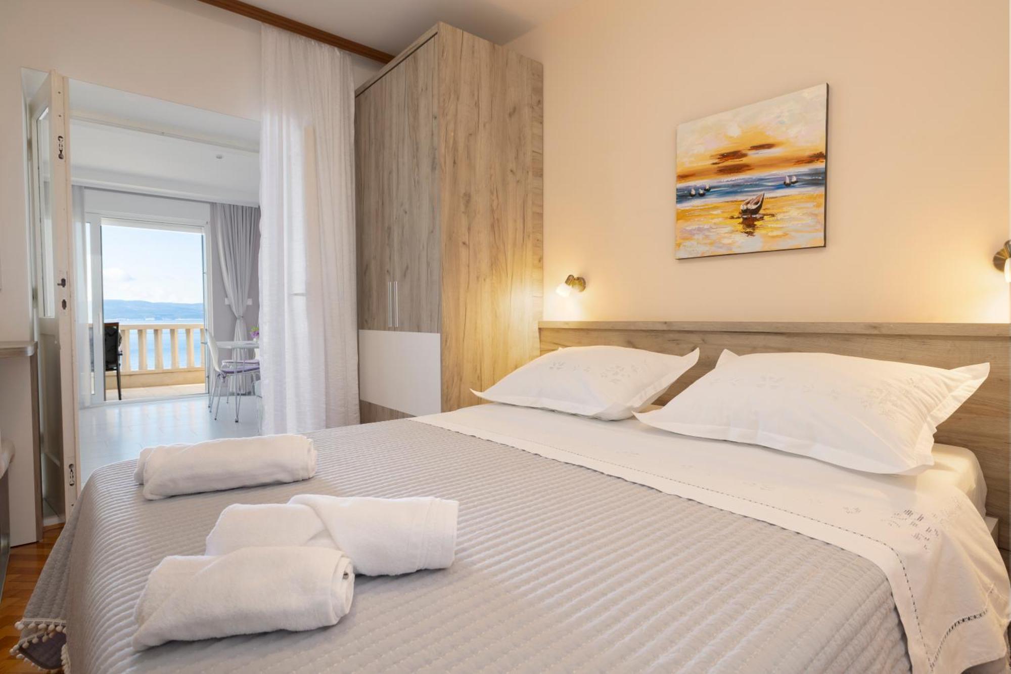 Apartmans Lale Brela Esterno foto