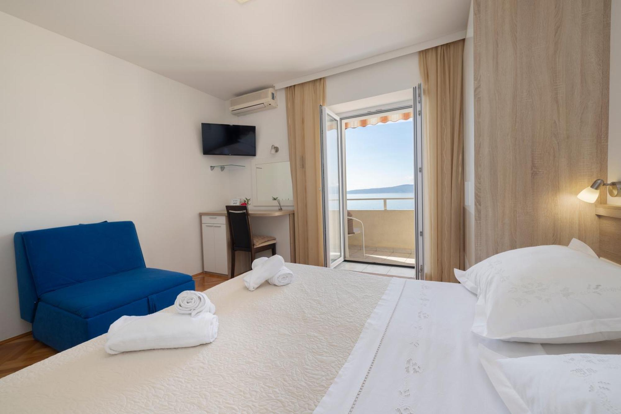Apartmans Lale Brela Esterno foto