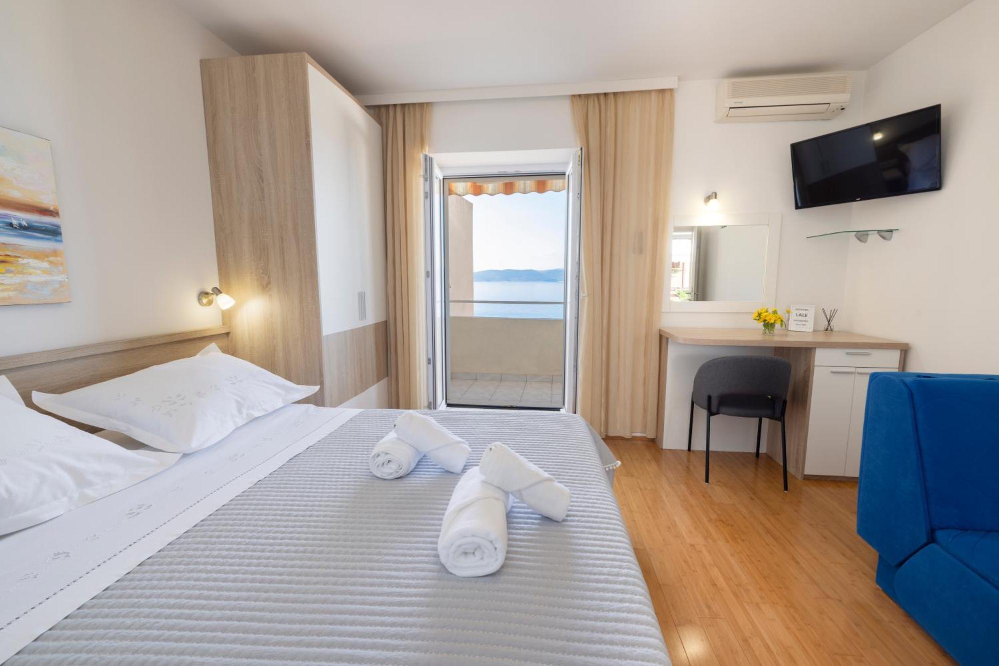 Apartmans Lale Brela Esterno foto