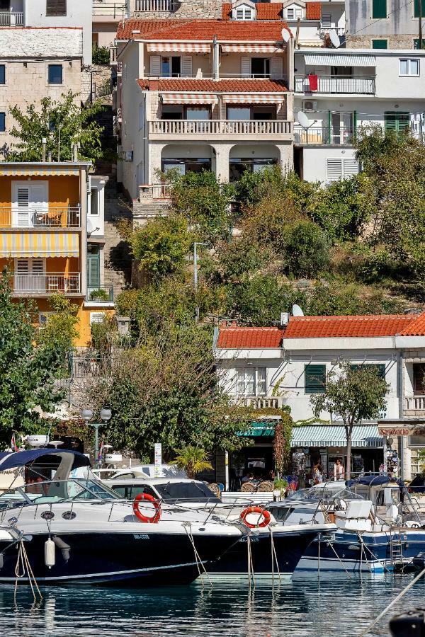 Apartmans Lale Brela Esterno foto